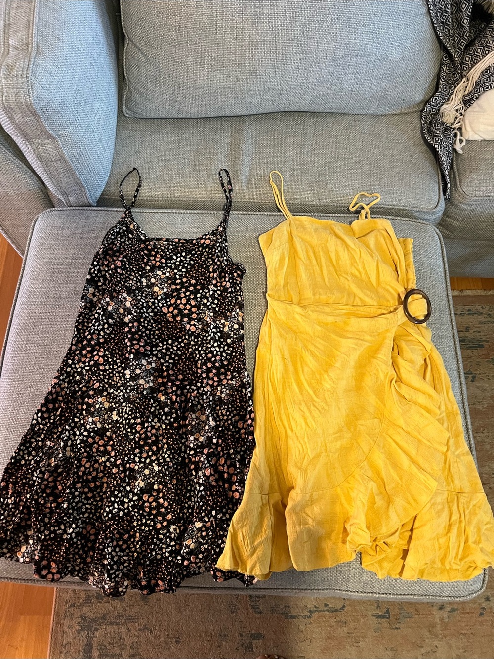 Set of 2 Sundresses Yellow Linen & Floral